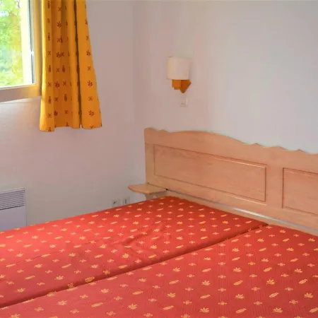Holiday home Duplex T3 6 Pers Avec Terrasse, Piscines Et Parking - - Fr-1-382-32